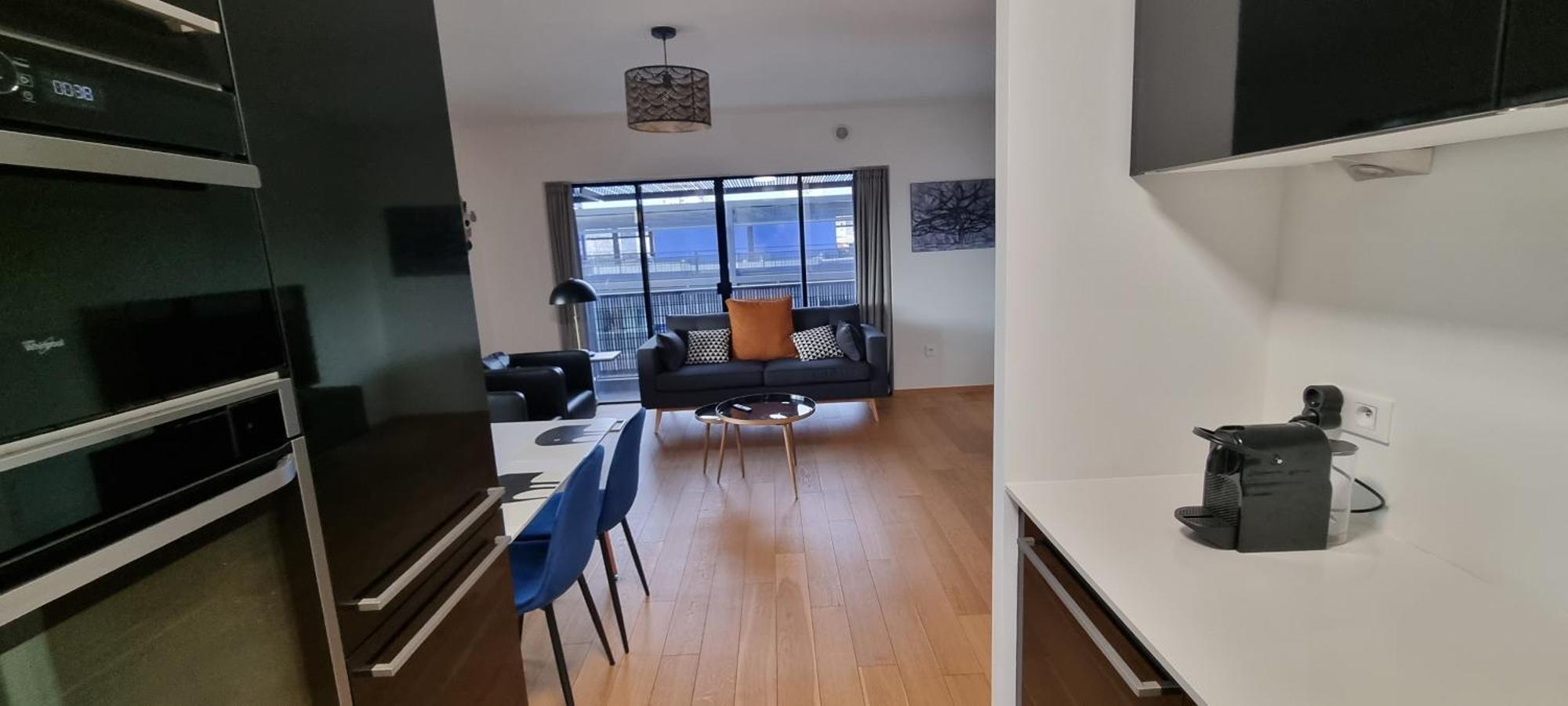 Bel Appartement Contemporain Avec Terrasse Climatisation Et Parking Payant En Option 스트라스부르 외부 사진